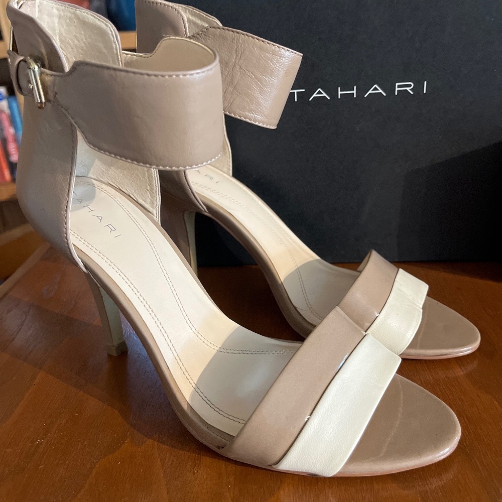 Tahari sandals